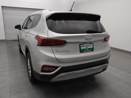 2019 Hyundai SANTA FE SE 2.4