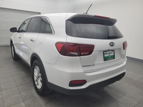2019 Kia Sorento L
