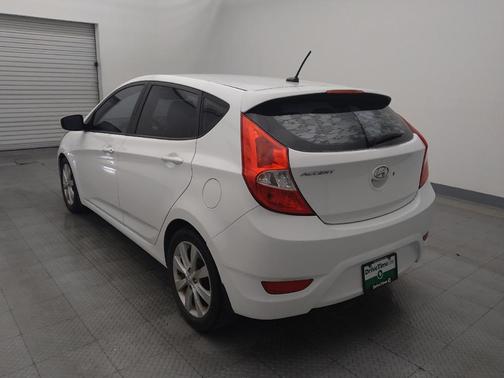 2014 Hyundai Accent SE