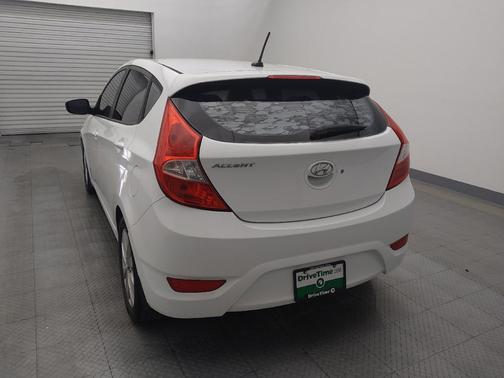2014 Hyundai Accent SE