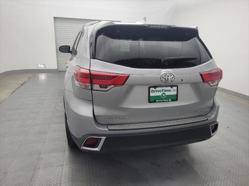 2019 Toyota Highlander Limited Platinum