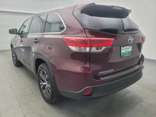2017 Toyota Highlander LE I4