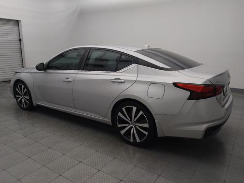 2020 Nissan Altima SR FWD