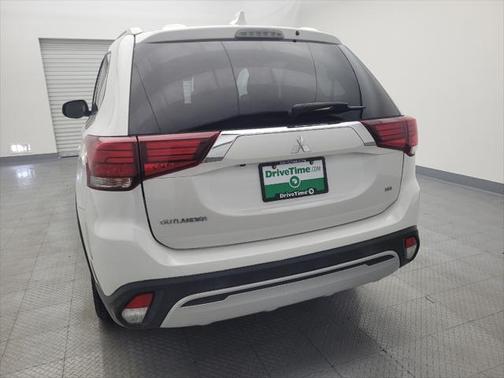 2020 Mitsubishi Outlander SEL