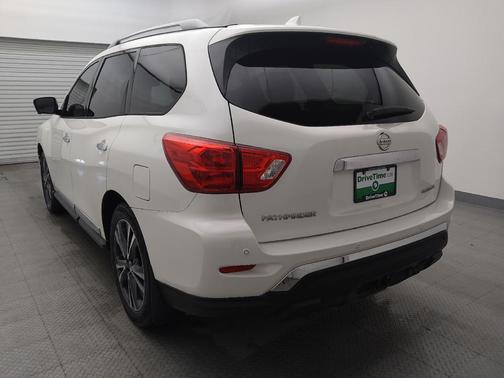2020 Nissan Pathfinder Platinum 2WD