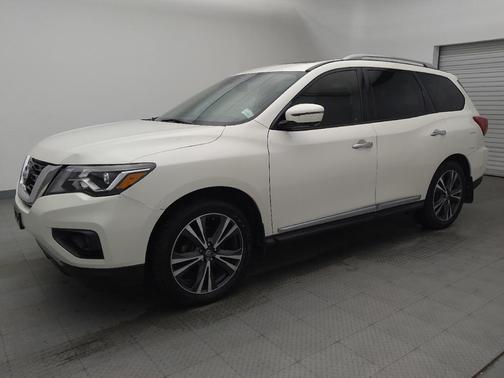 2020 Nissan Pathfinder Platinum 2WD