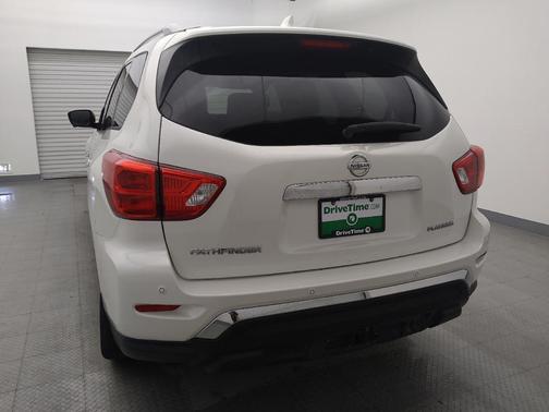 2020 Nissan Pathfinder Platinum 2WD