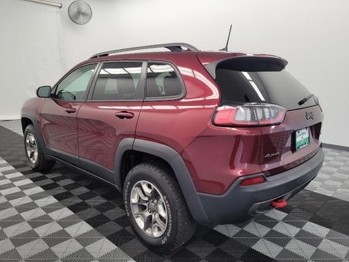 Velvet Red Pearlcoat 2019 Jeep Cherokee Trailhawk Elite