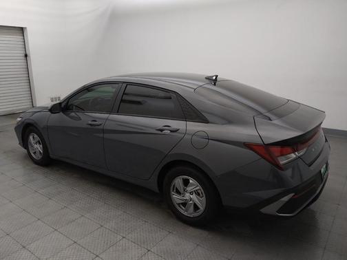 Ecotronic Gray 2025 Hyundai ELANTRA SE