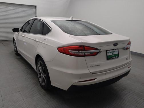 2019 Ford Fusion SEL