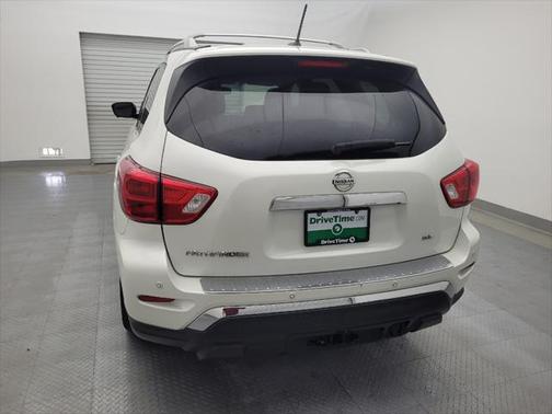 2018 Nissan Pathfinder SL