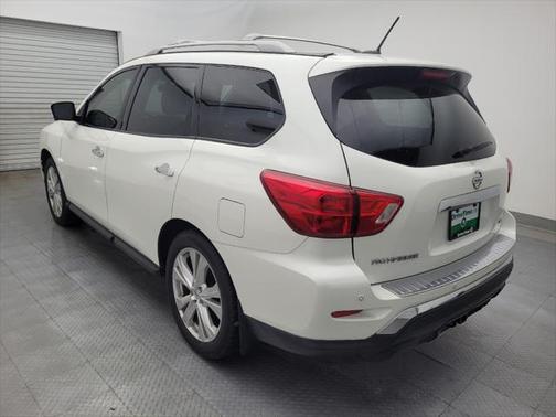 2018 Nissan Pathfinder SL