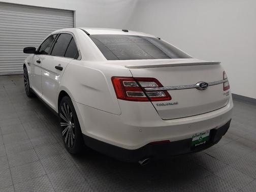 2015 Ford Taurus Limited