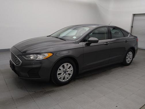 2019 Ford Fusion S
