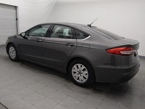 2019 Ford Fusion S