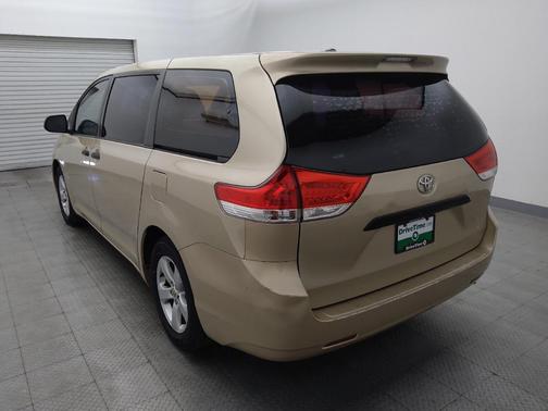 2014 Toyota Sienna L