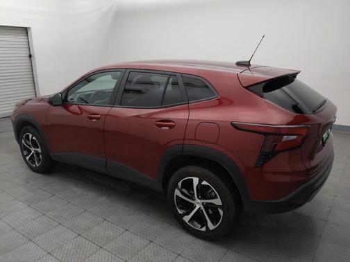Crimson Metallic 2024 Chevrolet Trax FWD 1RS