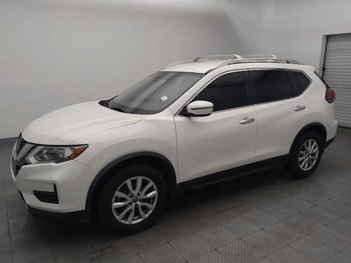 White 2020 Nissan Rogue SV