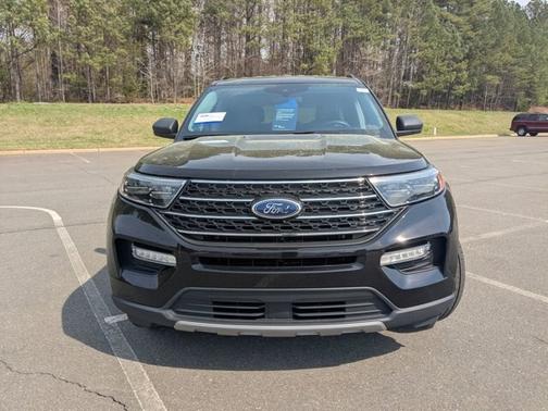AGATE BLACK METALLIC 2023 Ford Explorer XLT