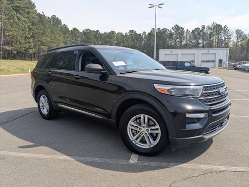 AGATE BLACK METALLIC 2023 Ford Explorer XLT