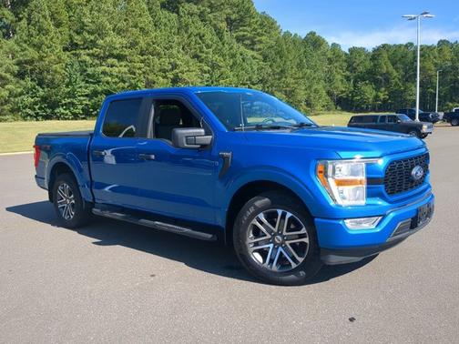 VELOCITY BLUE METALLIC 2021 Ford F-150 XL