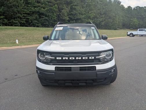 OXFORD WHITE 2024 Ford Bronco Sport OUTER BANKS