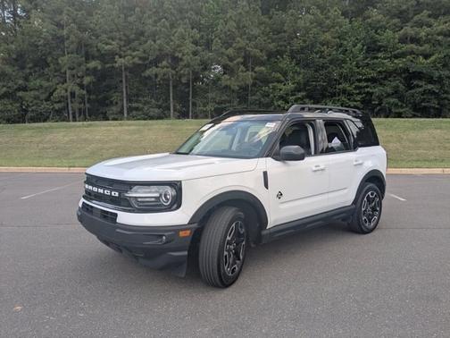 OXFORD WHITE 2024 Ford Bronco Sport OUTER BANKS
