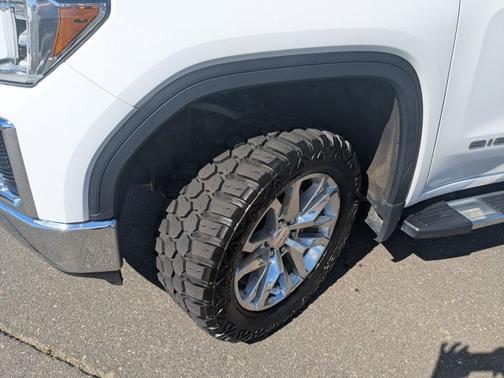 Summit White 2021 GMC Sierra 1500 SLT