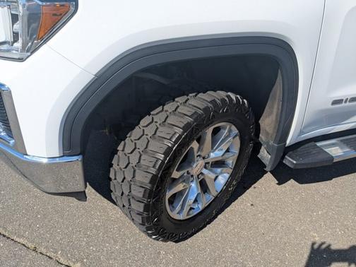Summit White 2021 GMC Sierra 1500 SLT