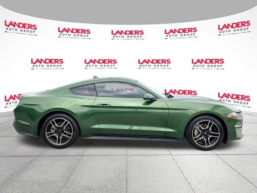 2022 Ford Mustang ECOBOOST