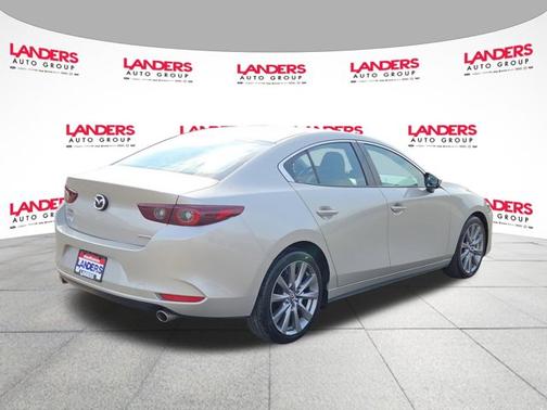 PLATINUM QUARTZ METALLIC 2024 Mazda Mazda3 PREFERRED