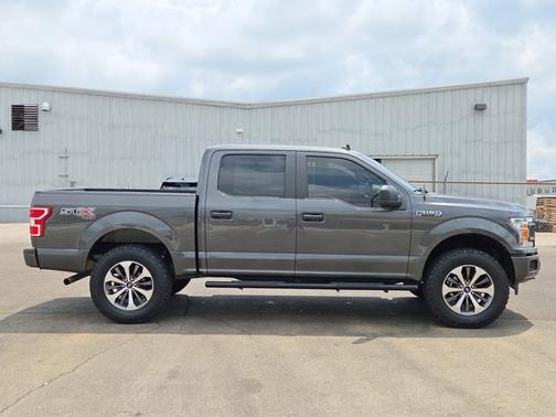 MAGNETIC 2020 Ford F-150 XL