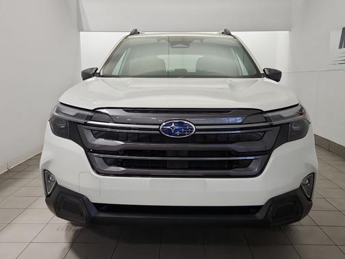 Crystal White Pearl 2026 Subaru Forester Limited