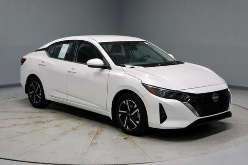 Aspen White 2024 Nissan Sentra SV