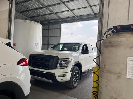 2023 Nissan Titan PRO-4X