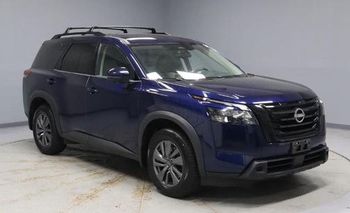 Deep Ocean Blue 2023 Nissan Pathfinder SV