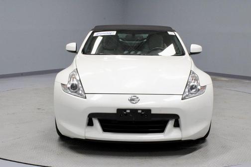2010 Nissan 370Z Touring