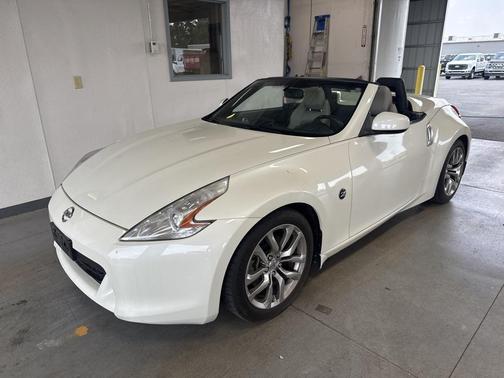 2010 Nissan 370Z Touring