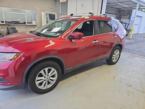 2016 Nissan Rogue SV