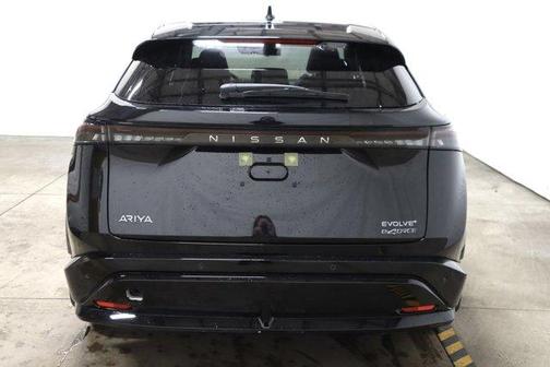 2025 Nissan ARIYA EVOLVE+
