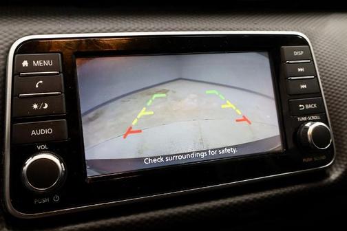 Gun Metallic 2025 Nissan Kicks Play S