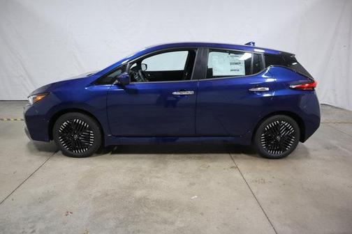 2025 Nissan Leaf SV PLUS