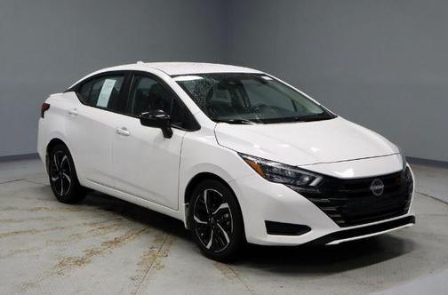 Aspen White 2024 Nissan Versa 1.6 SR