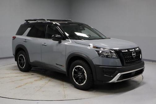 2t Gry Blk Roof 2024 Nissan Pathfinder Rock Creek