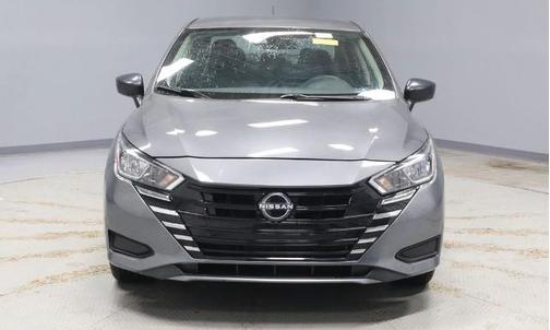 Gun Metallic 2024 Nissan Versa 1.6 S