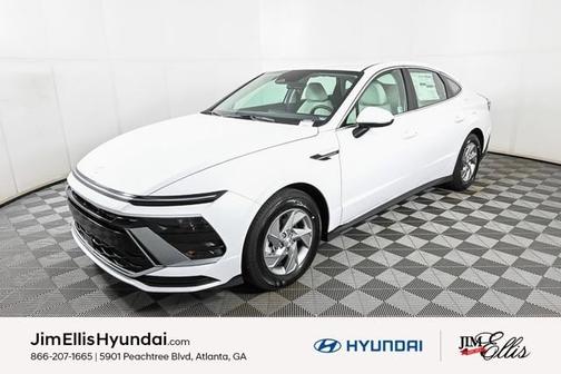 2025 Hyundai SONATA SE