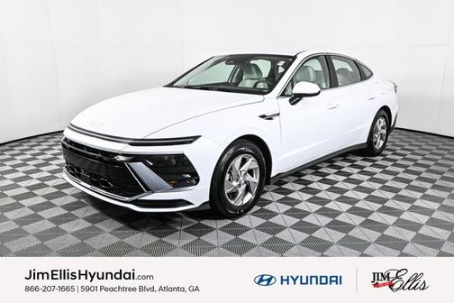 2025 Hyundai SONATA SE