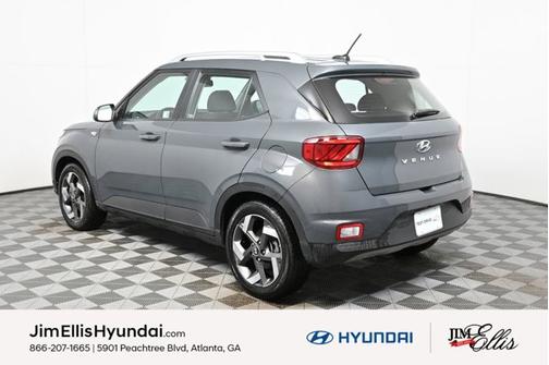 2024 Hyundai VENUE SEL