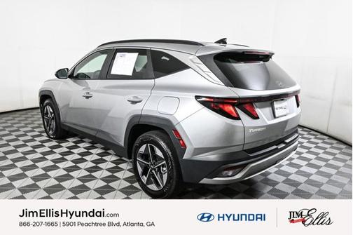 2025 Hyundai TUCSON SEL
