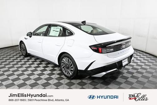 2025 Hyundai SONATA Hybrid Limited